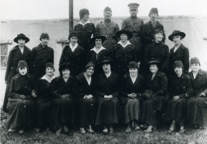 Women Telephone Operators in WWI